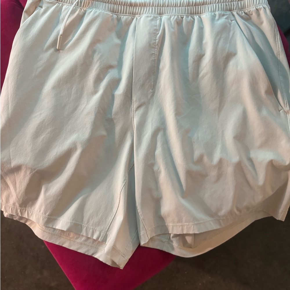 Men's Lululemon Pace Breaker Linerless Shorts